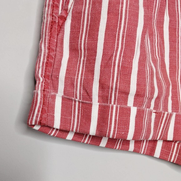 AEO • Red White Linen High Waist Paper Bag Shorts - Picture 8 of 9